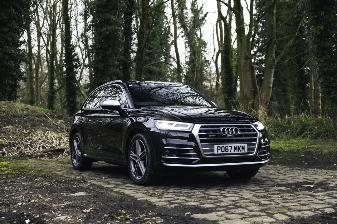 2017 Audi SQ5 - Image 9 of 31