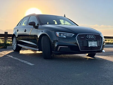 2017 Audi A3 e-tron Premium Sport Package