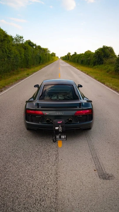 2017 Audi 4S R8 - Image 7 of 10