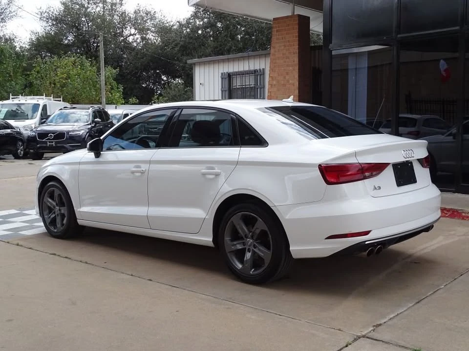 2017 Audi 8V A3 - Image 2 of 8