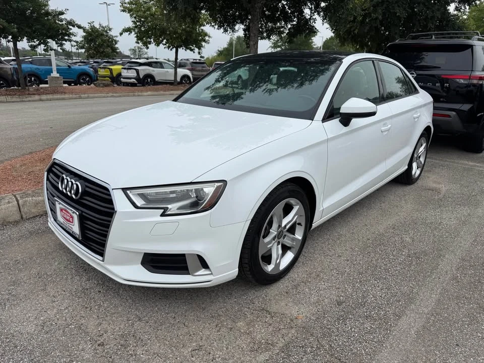 2017 Audi 8V A3 - Image 2 of 6
