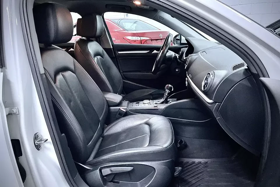 2017 Audi 8V A3 - Image 17 of 19