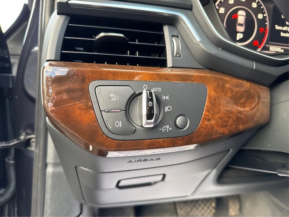 2017 Audi B9 A4 - Image 16 of 18