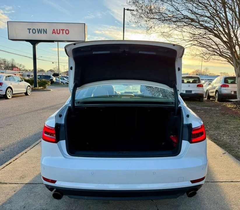 2017 Audi B9 A4 - Image 7 of 20