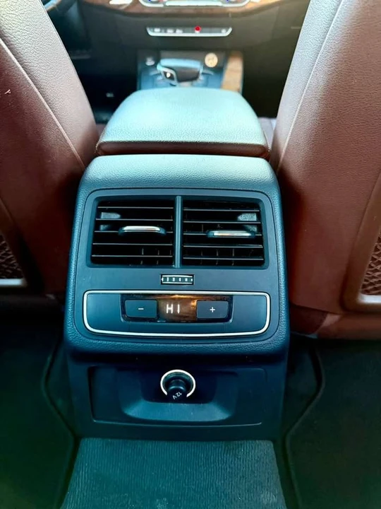2017 Audi B9 A4 - Image 8 of 20