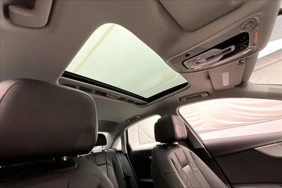 2017 Audi B9 A4 - Image 14 of 16