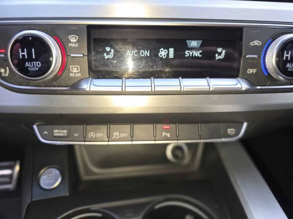 2017 Audi B9 A4 - Image 16 of 20