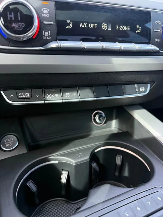 2017 Audi B9 A4 - Image 15 of 19