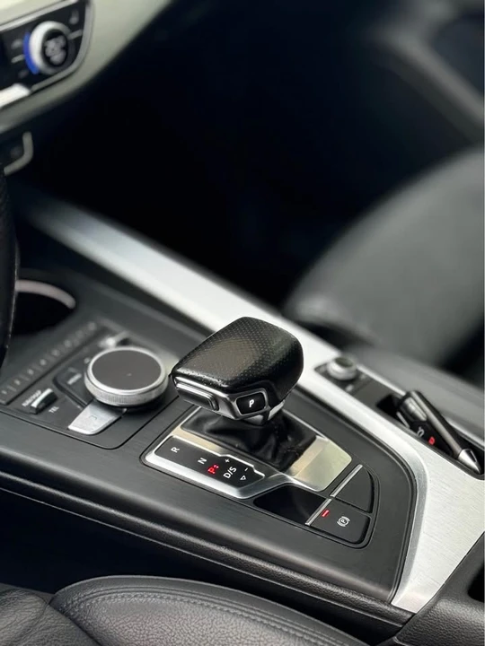 2017 Audi B9 A4 - Image 9 of 17