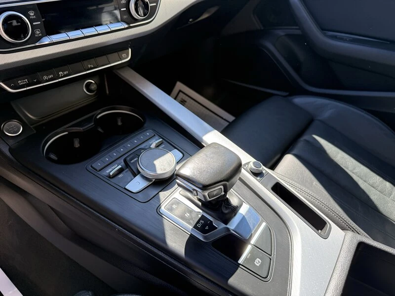 2017 Audi B9 A4 - Image 12 of 20
