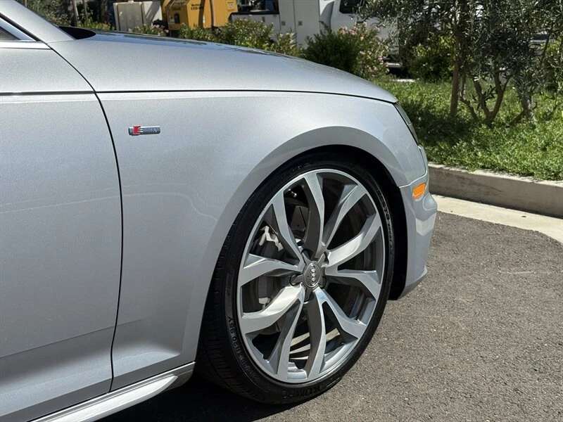 2017 Audi B9 A4 - Image 9 of 20