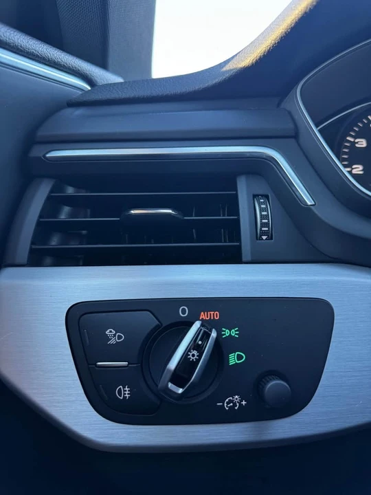 2017 Audi B9 A4 - Image 16 of 17