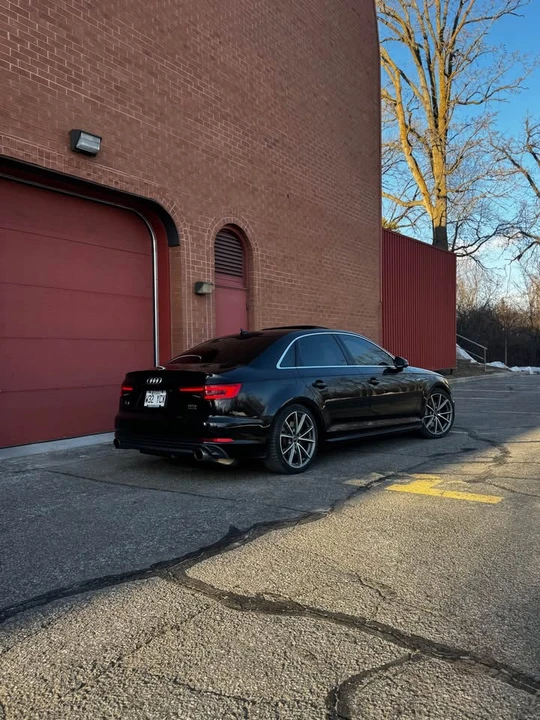 2017 Audi B9 A4 - Image 7 of 18