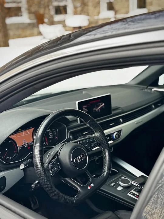 2017 Audi B9 A4 - Image 9 of 18
