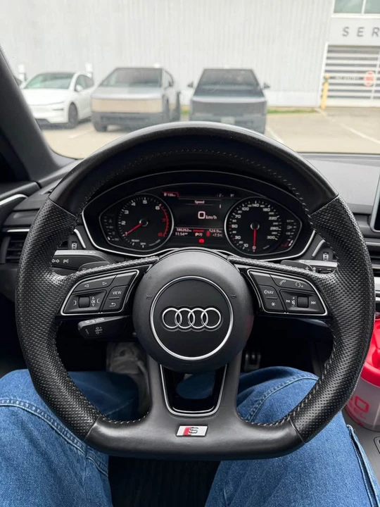 2017 Audi B9 A4 - Image 4 of 10