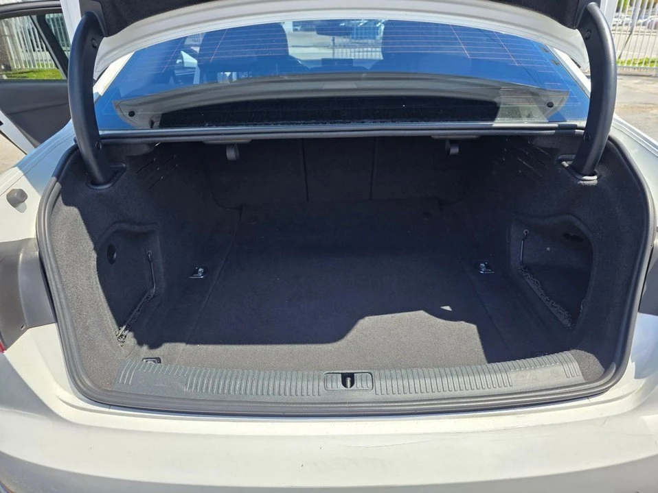 2017 Audi B9 A4 - Image 6 of 20