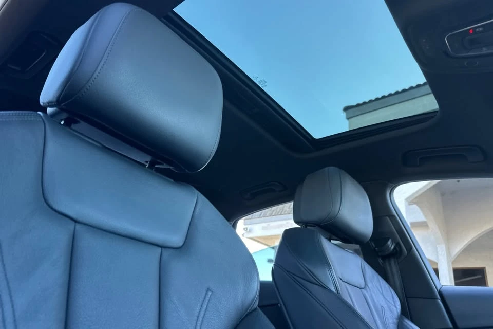 2017 Audi B9 A4 - Image 10 of 11