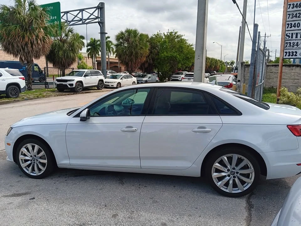2017 Audi B9 A4 - Image 8 of 19