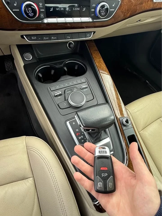 2017 Audi B9 A4 - Image 11 of 16