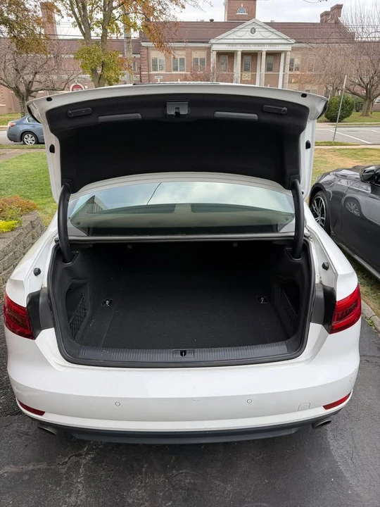 2017 Audi B9 A4 - Image 11 of 11