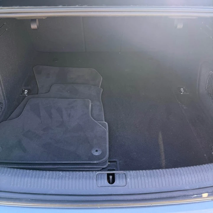 2017 Audi B9 A4 - Image 16 of 18