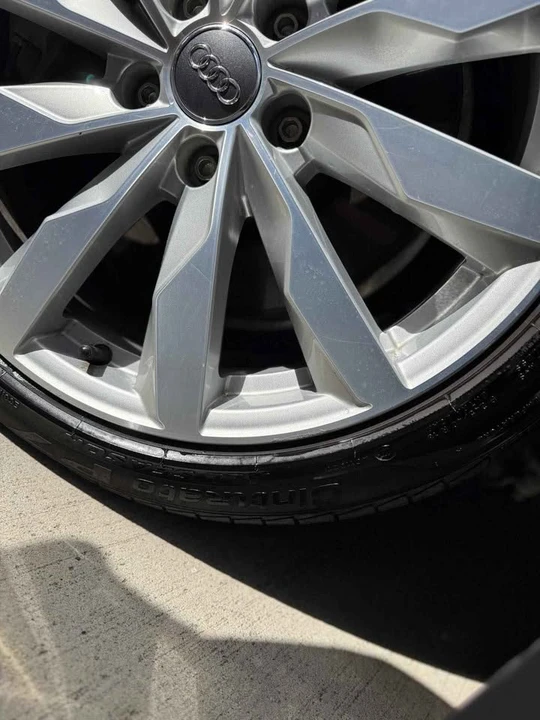 2017 Audi B9 A4 - Image 9 of 20