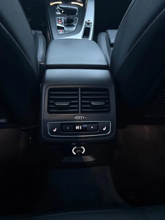 2017 Audi B9 A4 - Image 14 of 19
