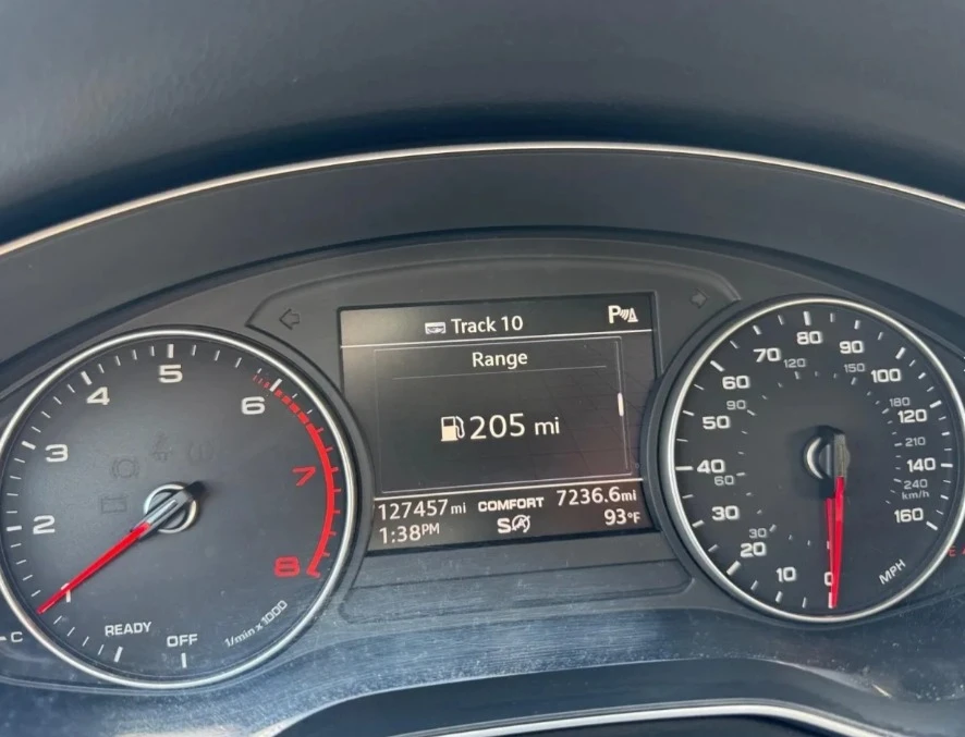 2017 Audi B9 A4 - Image 8 of 11