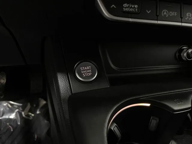 2017 Audi B9 A4 - Image 9 of 18