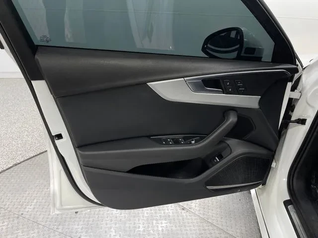 2017 Audi B9 A4 - Image 2 of 18