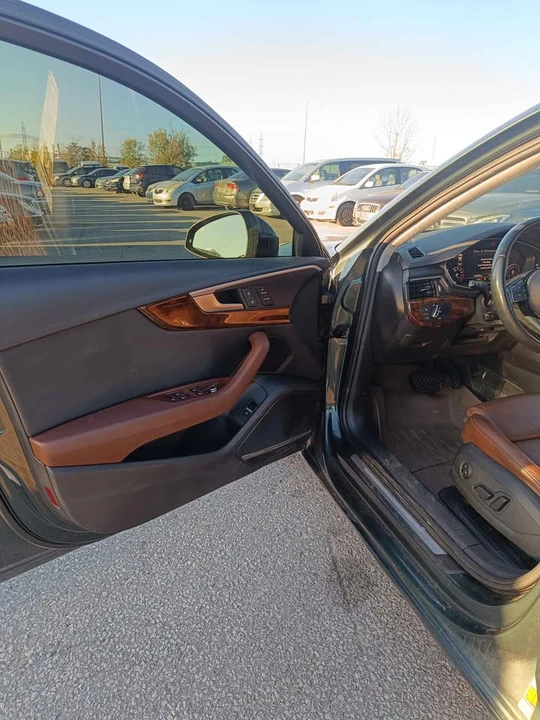 2017 Audi B9 A4 - Image 9 of 12