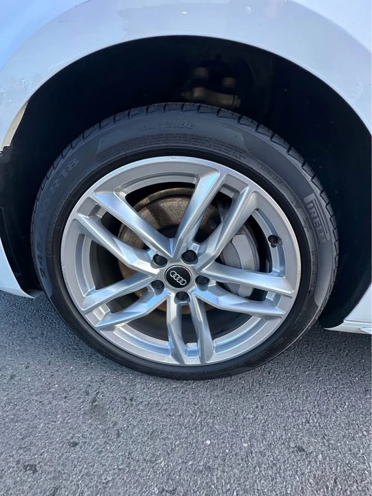 2017 Audi B9 A4 - Image 9 of 17
