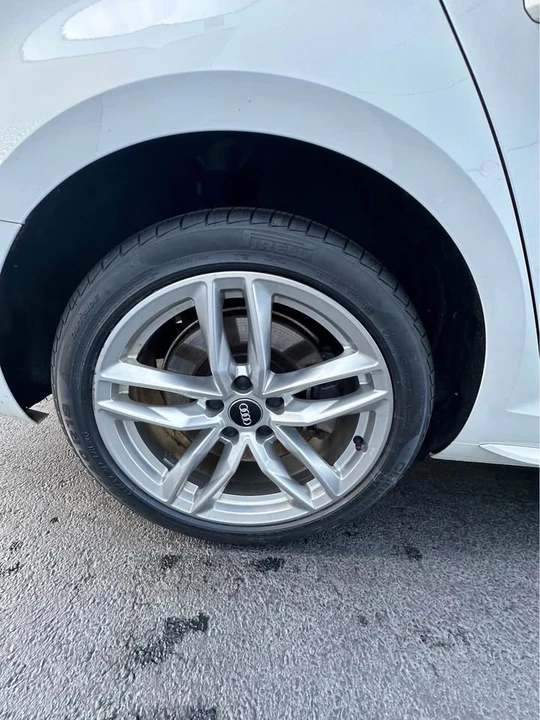 2017 Audi B9 A4 - Image 11 of 17