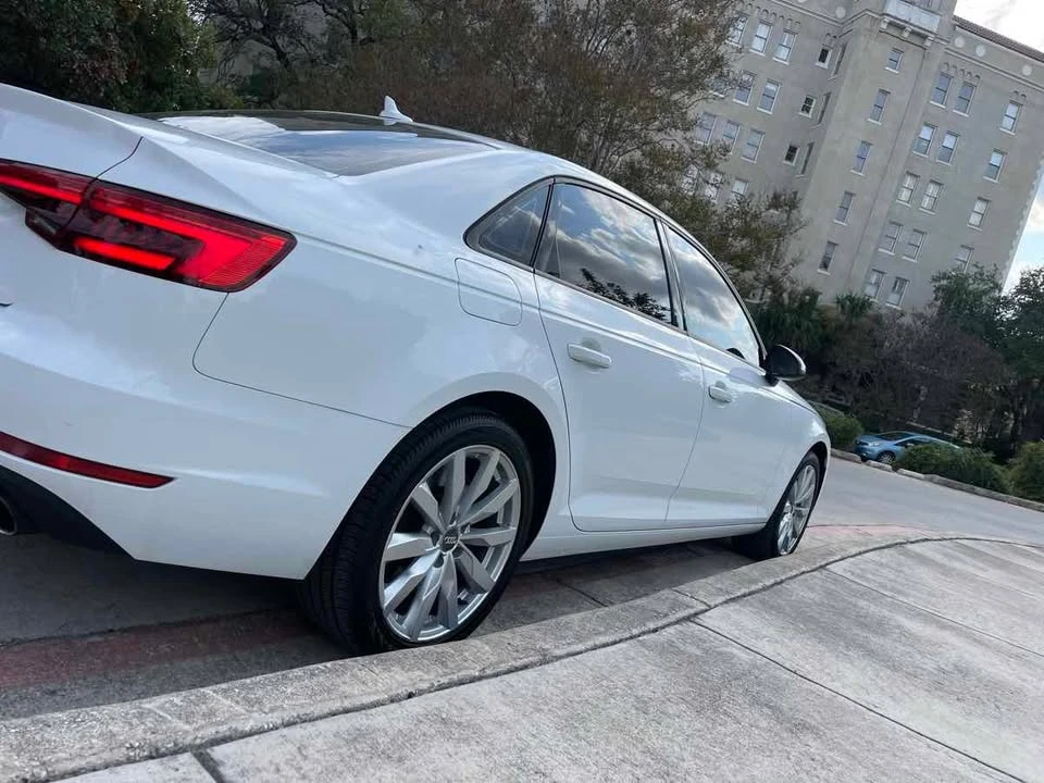 2017 Audi B9 A4 - Image 9 of 19