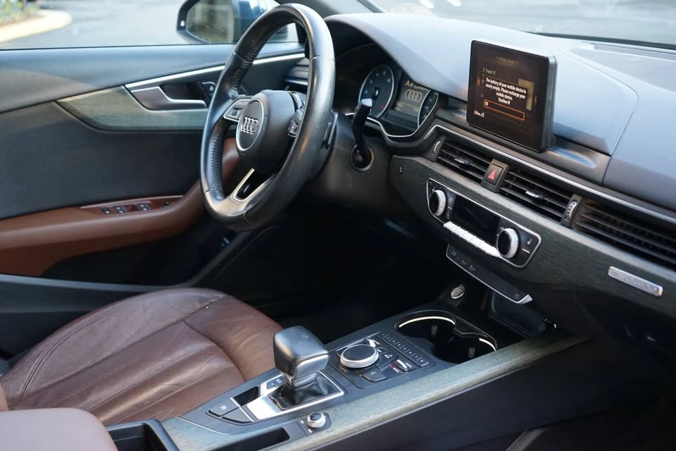 2017 Audi B9 A4 - Image 9 of 17