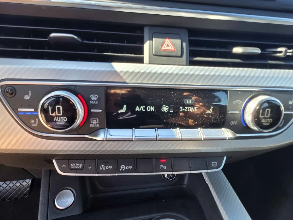2017 Audi B9 A4 - Image 16 of 19