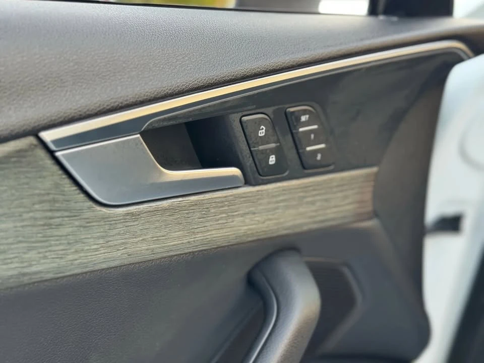 2017 Audi B9 A4 - Image 11 of 20