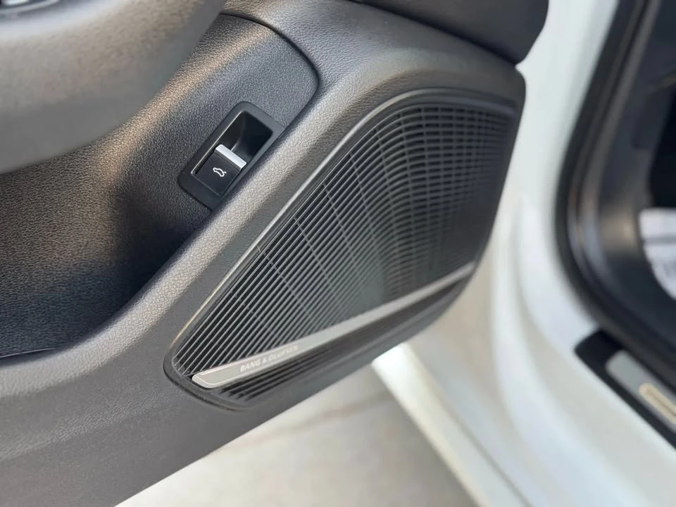 2017 Audi B9 A4 - Image 13 of 20
