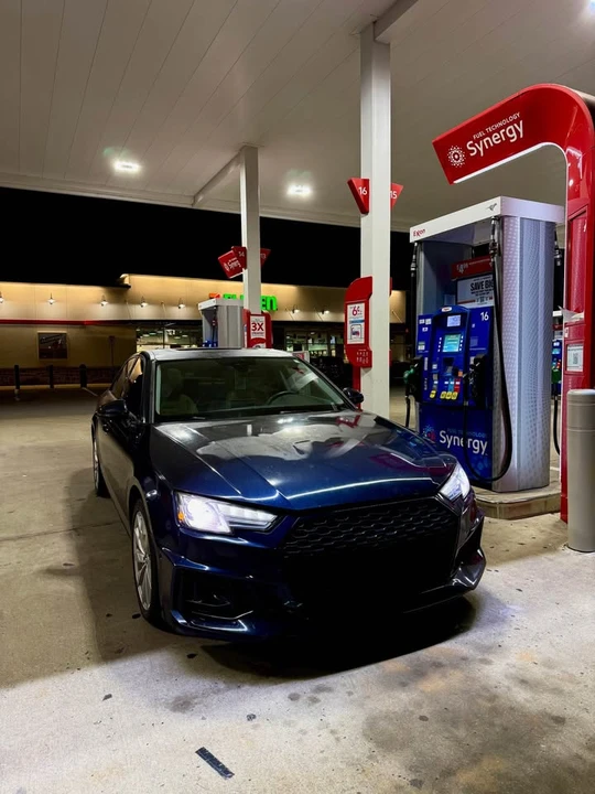 2017 Audi B9 A4 - Image 11 of 12