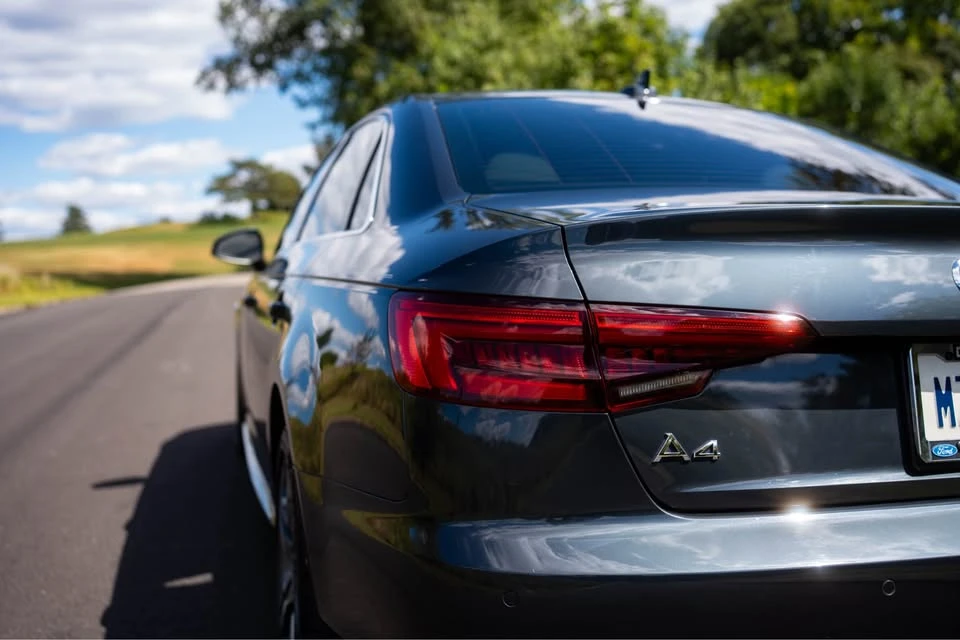 2017 Audi B9 A4 - Image 9 of 20