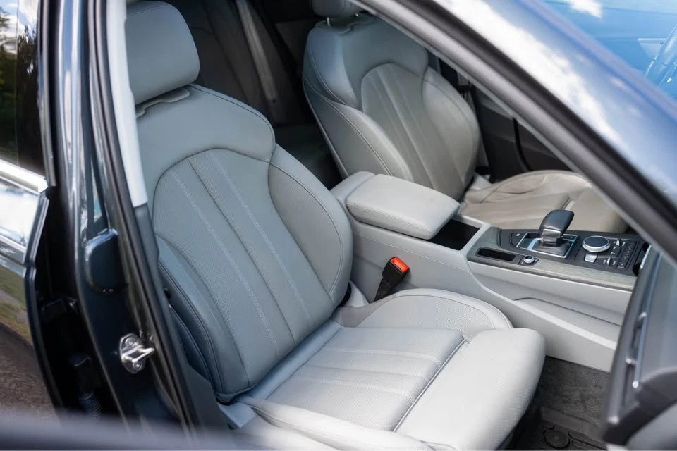 2017 Audi B9 A4 - Image 4 of 20
