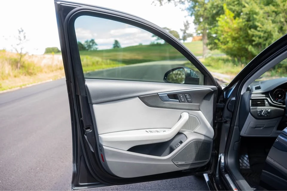 2017 Audi B9 A4 - Image 18 of 20