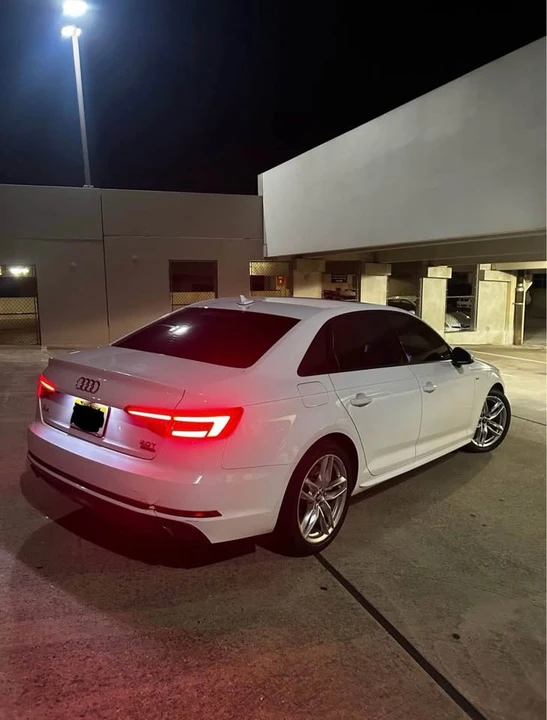 2017 Audi B9 A4 - Image 7 of 9
