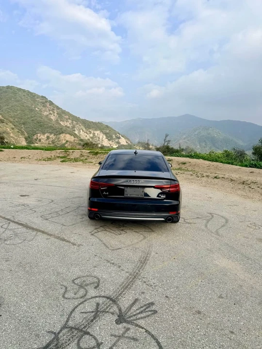 2017 Audi B9 A4 - Image 7 of 9