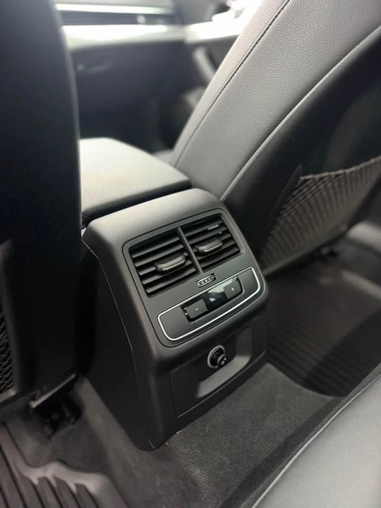 2017 Audi B9 A4 - Image 11 of 17