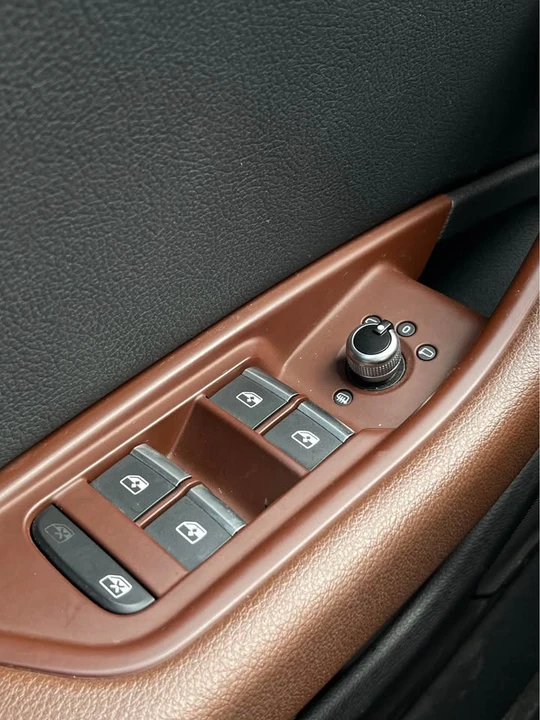 2017 Audi B9 A4 - Image 11 of 13