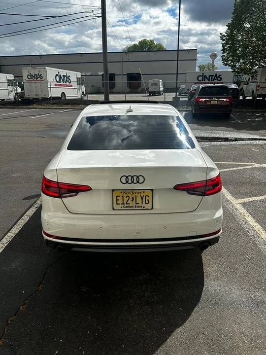 2017 Audi B9 A4 - Image 7 of 12
