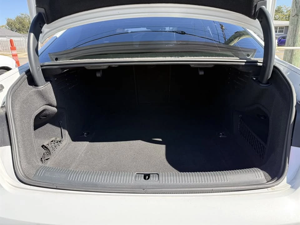 2017 Audi B9 A4 - Image 18 of 19