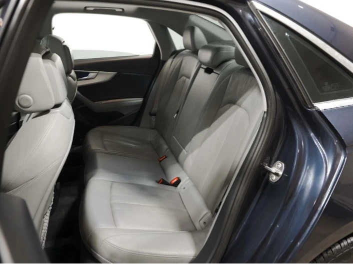 2017 Audi B9 A4 - Image 4 of 5