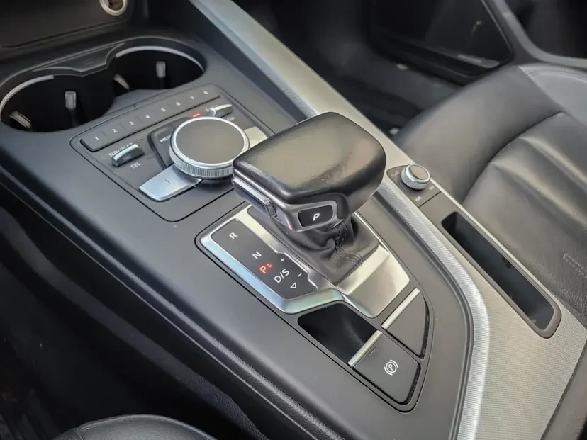 2017 Audi B9 A4 - Image 15 of 19
